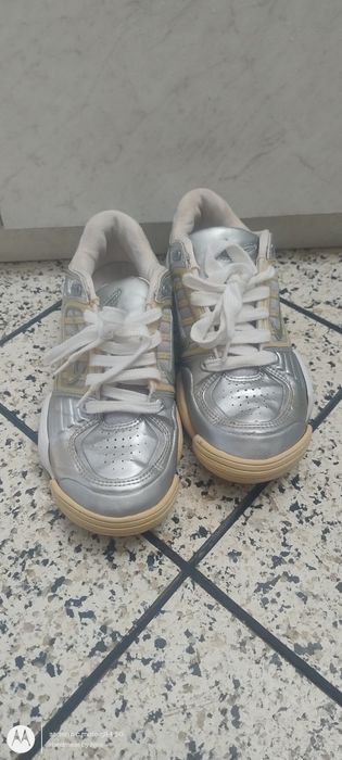 Оригинални дамски маратонки Nike