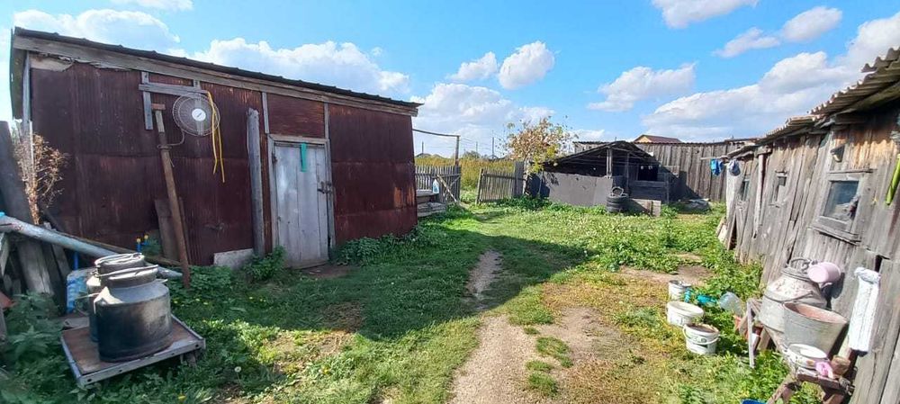 Продам жилой дом с центр отоплением.