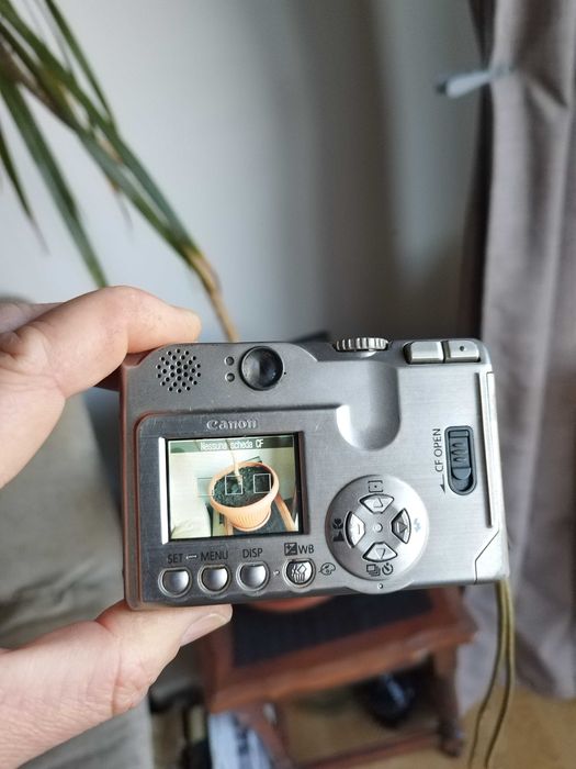 Canon Ixus 330 camera foto digitala , Functionala