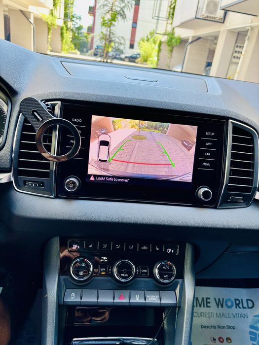 Vand Skoda Karoq 1.5 TSI DSG 128.000km pret fix 15999EUR