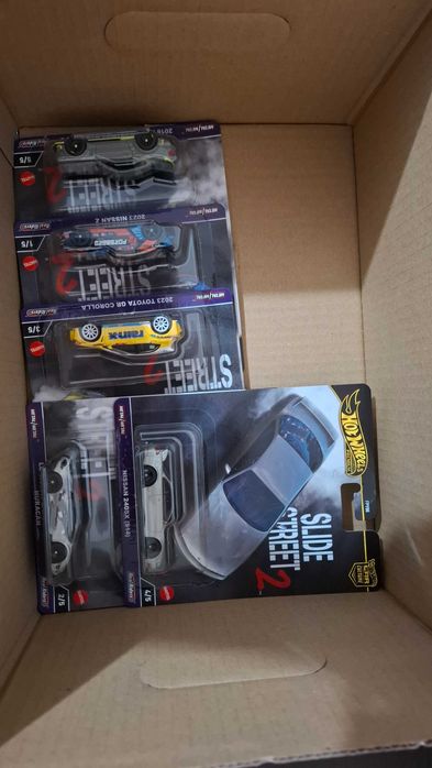Hot Wheels ( premium 5/5, Ferrari, Pop Culture ) Iasi • OLX.ro