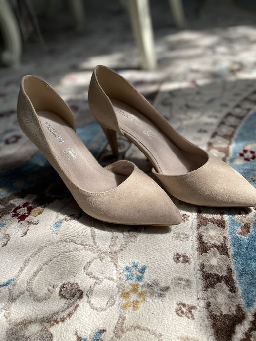 Продам Туфли новые