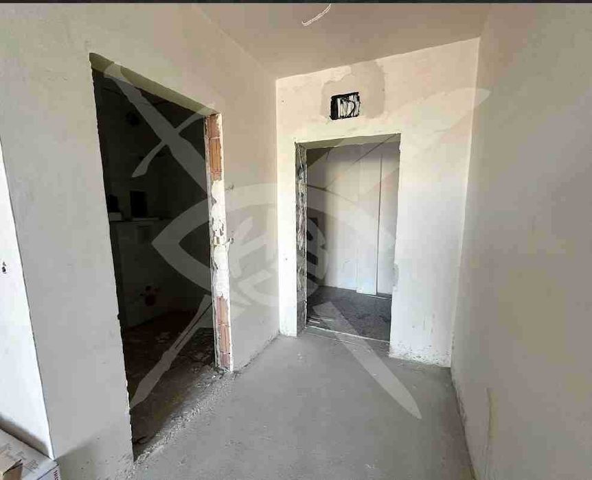 Продава се Едностаен апартамент в Несебър - 34 кв.м за 795 €/кв.м - Снимка #2