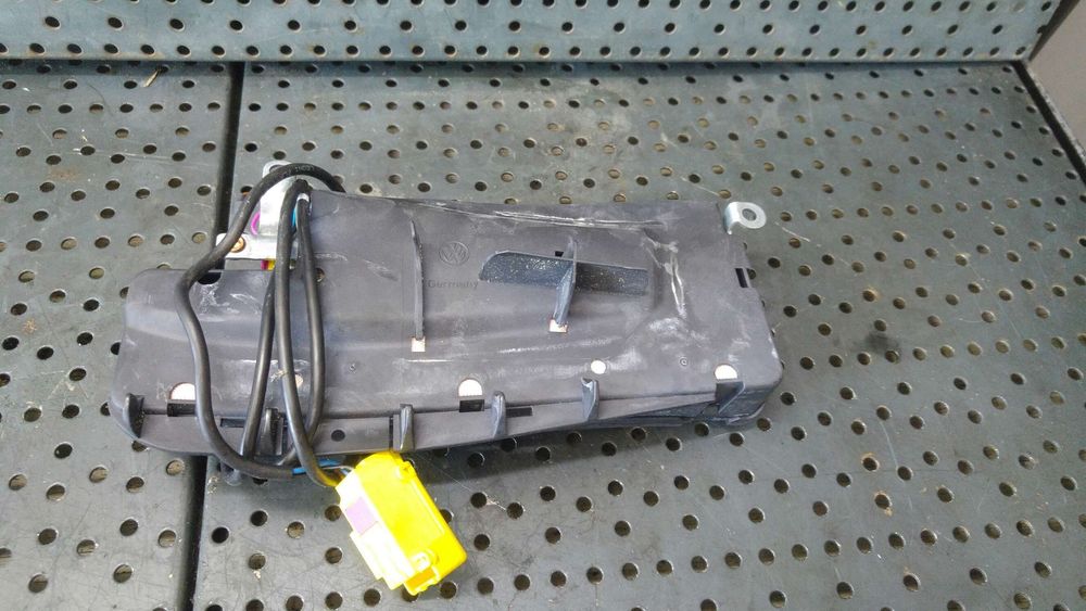 Airbag scaun stanga fata skoda superb 1 3u4 3b0880239m