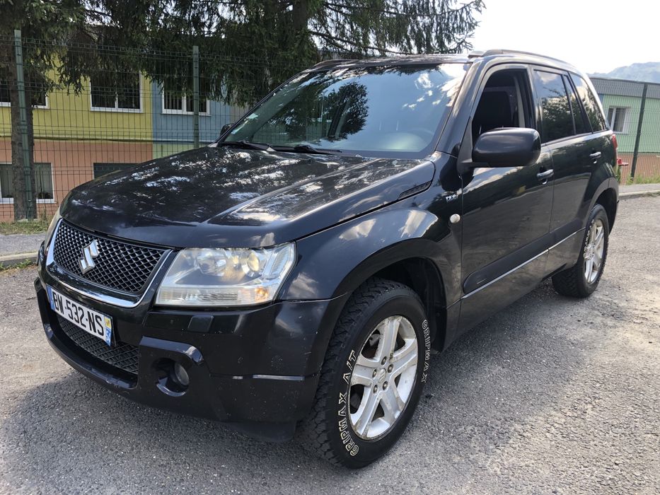 Suzuki Grand vitara 4*4 Navigatie pret fixx