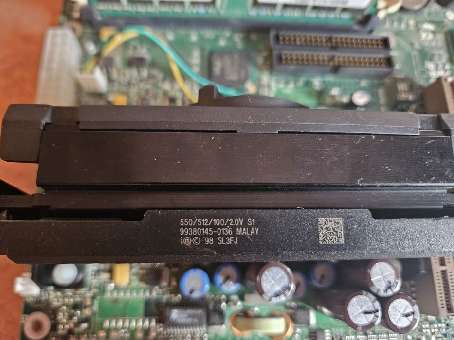 Kit retro ATX Intel Pentium 3 550Mhz