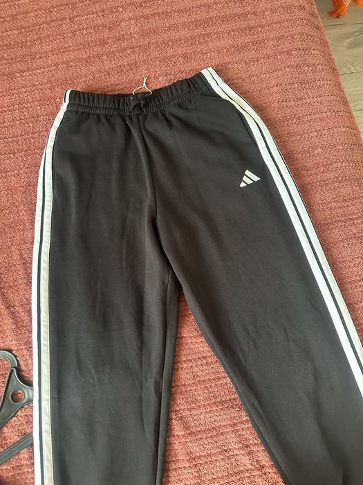 Продам двойку Адидас