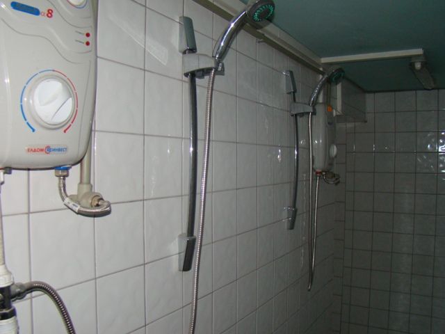 Помещение за производство, склад и съхранение на хранителни продукти.