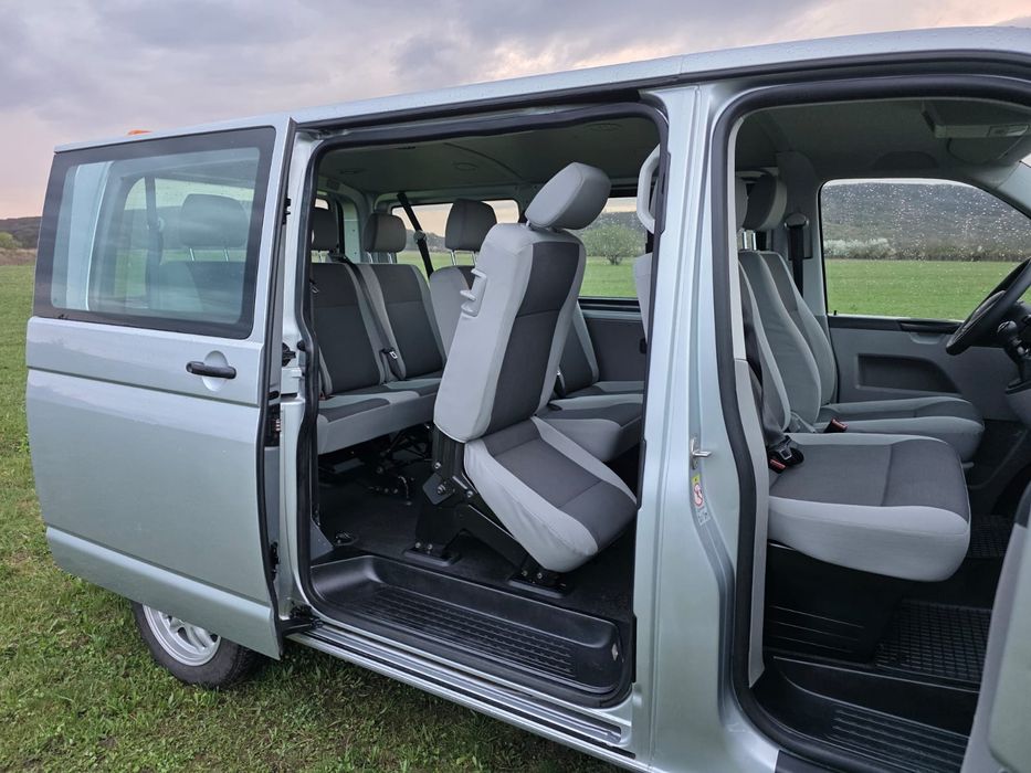 Autoturism WV T5, 9 locuri