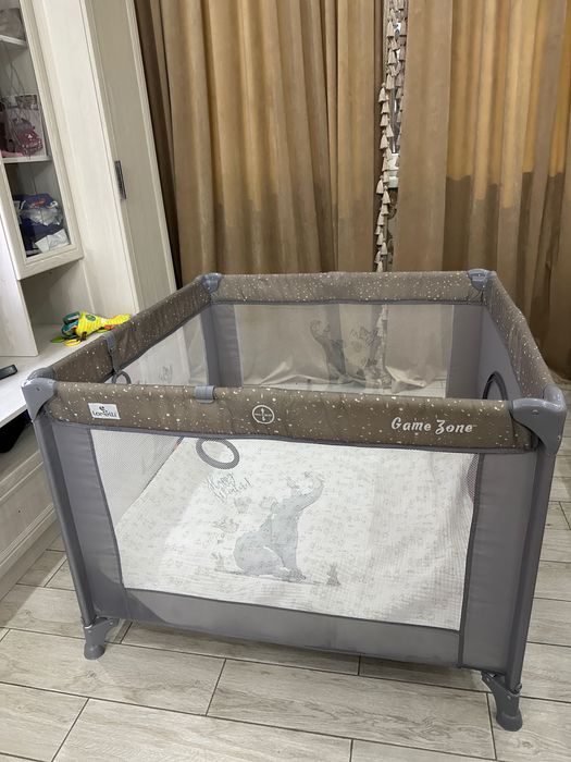 Манежка детская в сером цвете