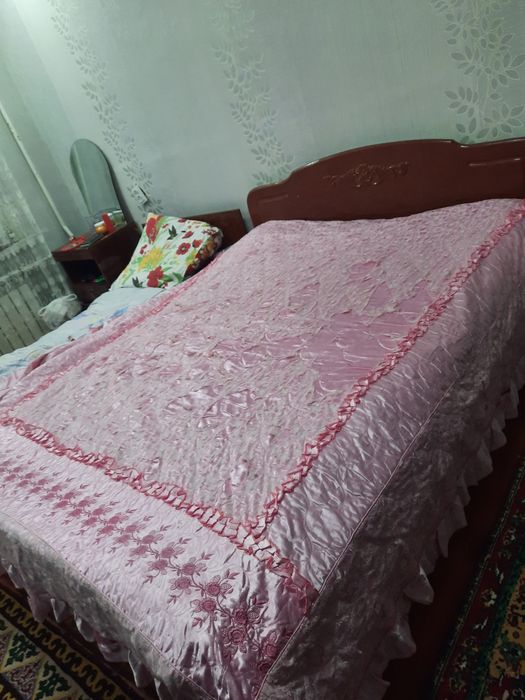 Продам двухспальную кровать