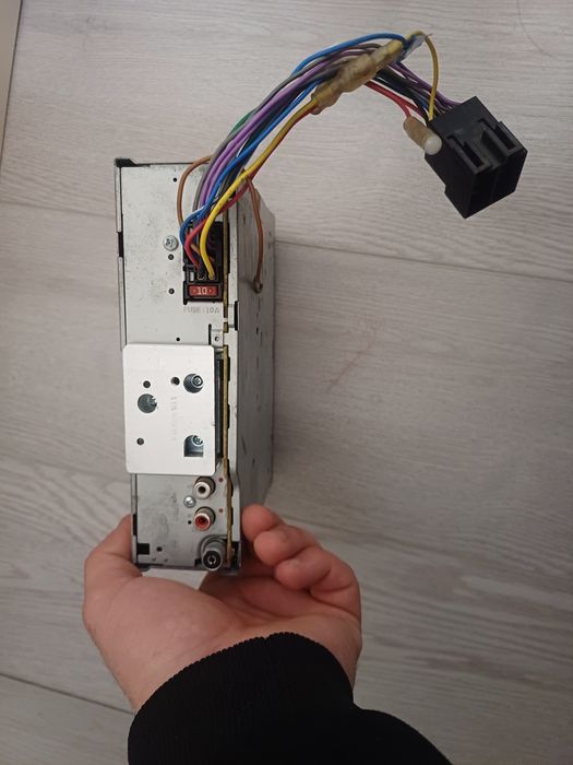 Магнитол в хорошем состоянии