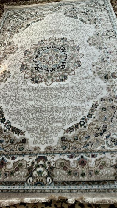 Продам ковер 2-3