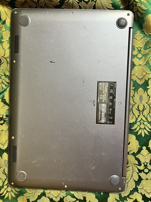 Asus vivobook S510U laptop
