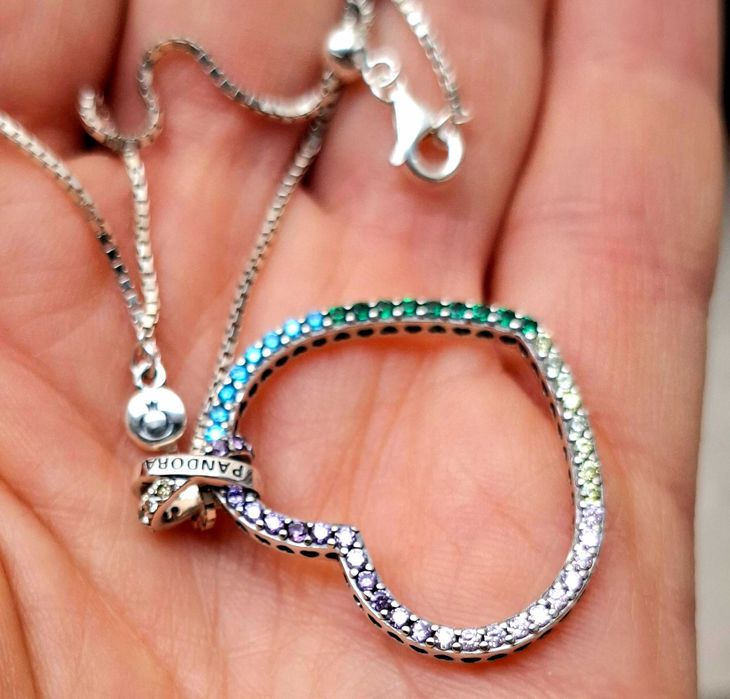 Сребърно колие със висулка сърце - модел на ПАНДОРА