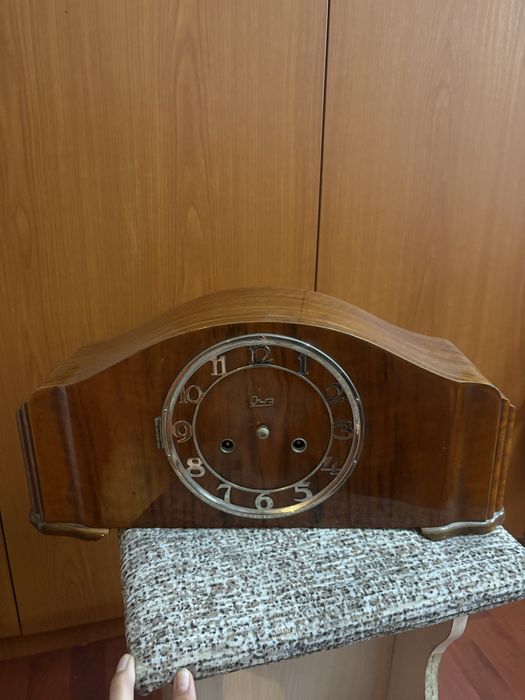 Старинные часы советские