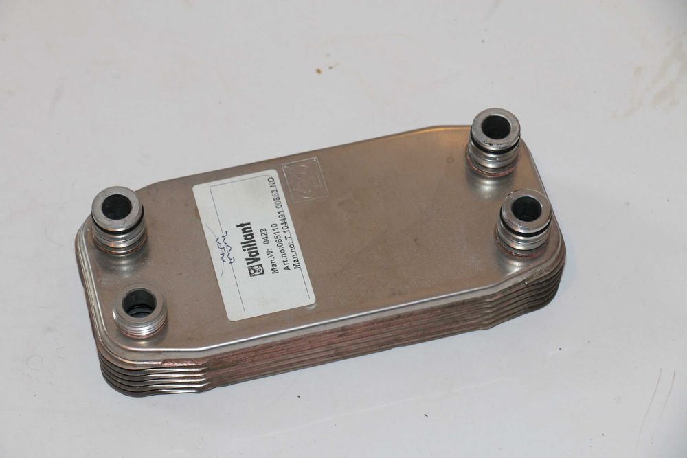 Schimbator in placi centrala Vaillant VUW INT 242/2-5 sau alte modele