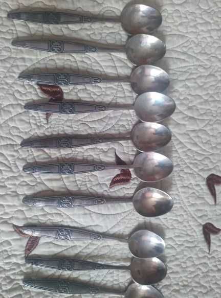 Продам мельхиоровые столовые приборы