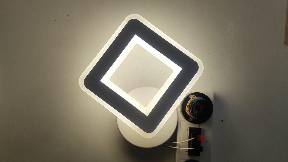 Установка и ремонт люстр, бра.