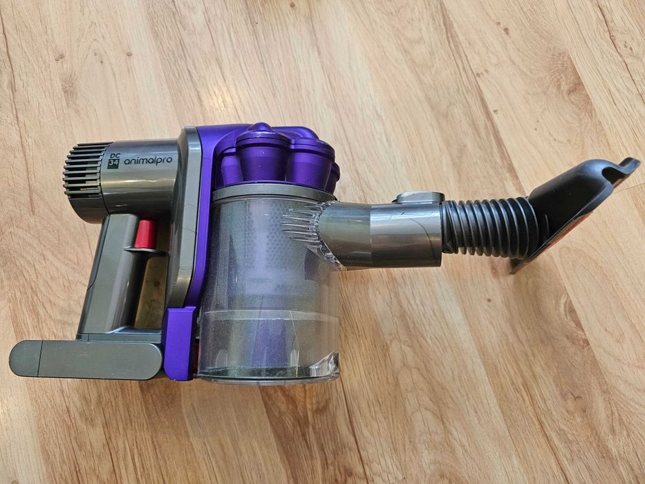 Прахосмукачка Dyson DC34 / Нетествана