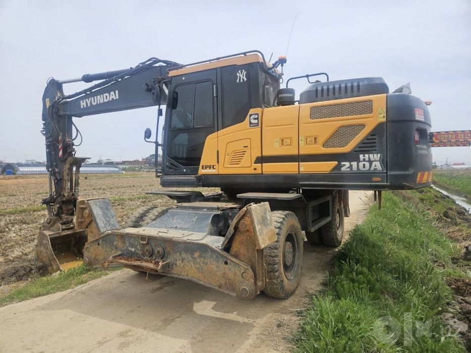 Ekskavator Ximati