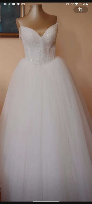 Vand rochie de mireasa printesa