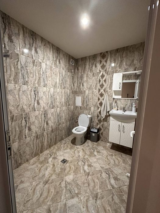 Дава се под наем Тристаен апартамент в София, Градина - 85 кв.м за 797.64 € - Снимка #3