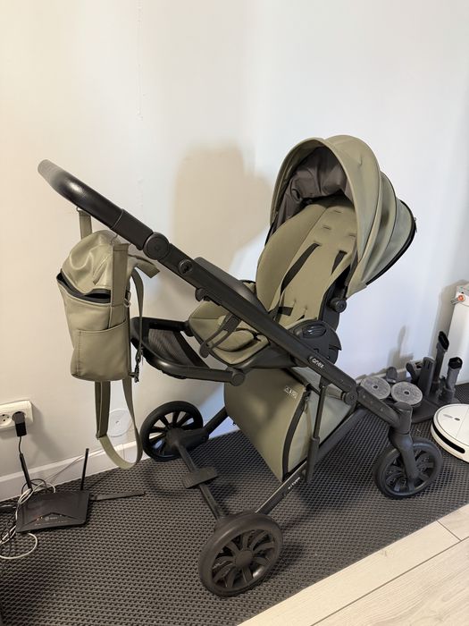 Продам коляску Anex E-Type в оливковом цвете