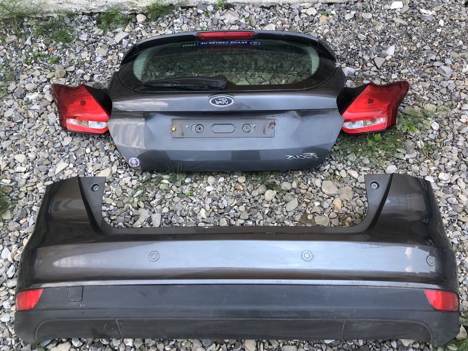 Haion,bara spate,stop stânga/dreapta Ford Focus 3 Facelift hatchback