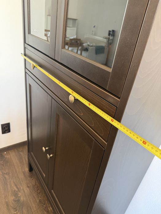 Vitrina MDF 110x82x38 impecabila, 4 usi si 1 sertar