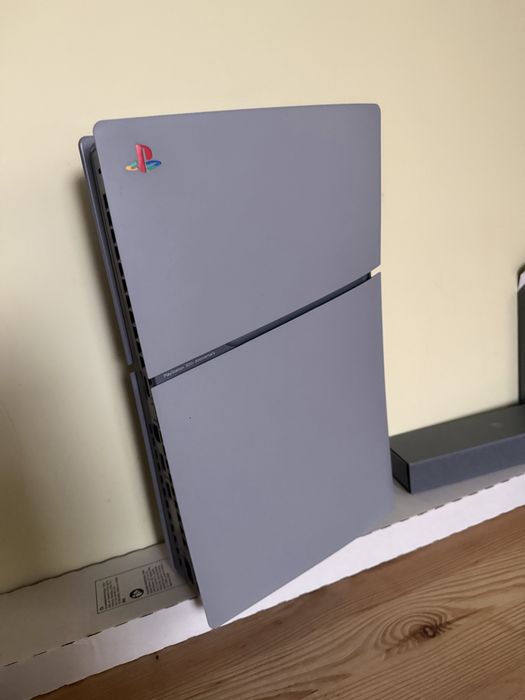 PS5 1TB Лимитирана версия от 30 годишнината на Sony