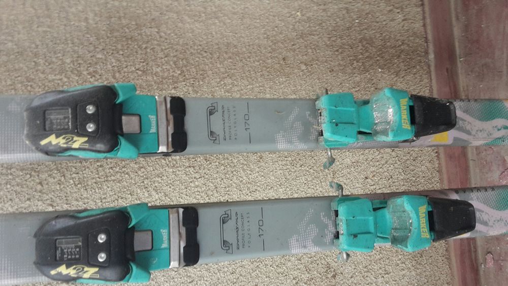 Vând schiuri 170 cm