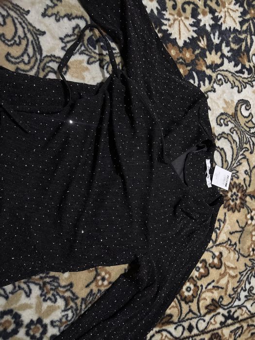 Блузка новая продам