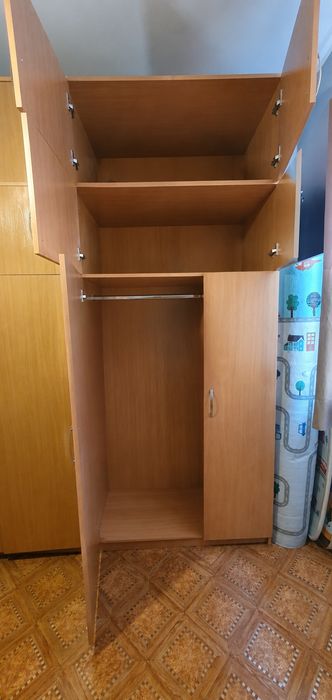 Продам большой вместительный шкаф