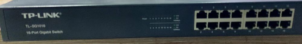 Switch (коммутатор) 16 портовый