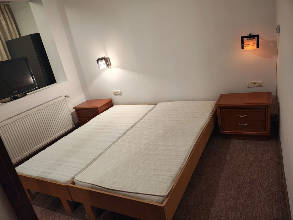 Închiriez apartament