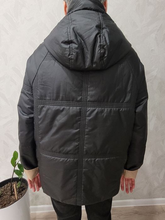 Продам женскую  куртку