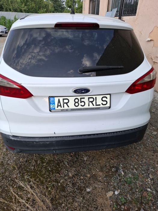 Vând Ford Focus Combi