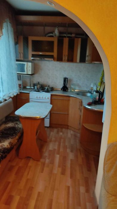 Продам 2-х ком. квартиру Ауэзова 2