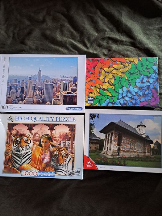 Vand puzzle pentru pasionati