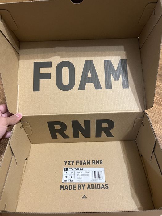 Adidas Yeezy Foam Runner RNR (MX Granite) 40 2/3