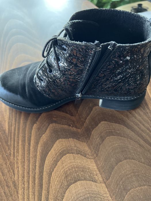 Дамски боти естествен велур