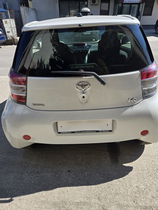 ToYota IQ,2011(euro 5),1.0 benzina