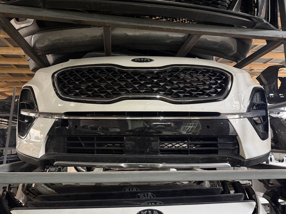 бампер на Hyundai Sonata.