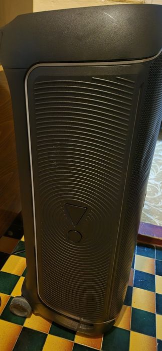 Vand boxa jbl patrybox ultimate