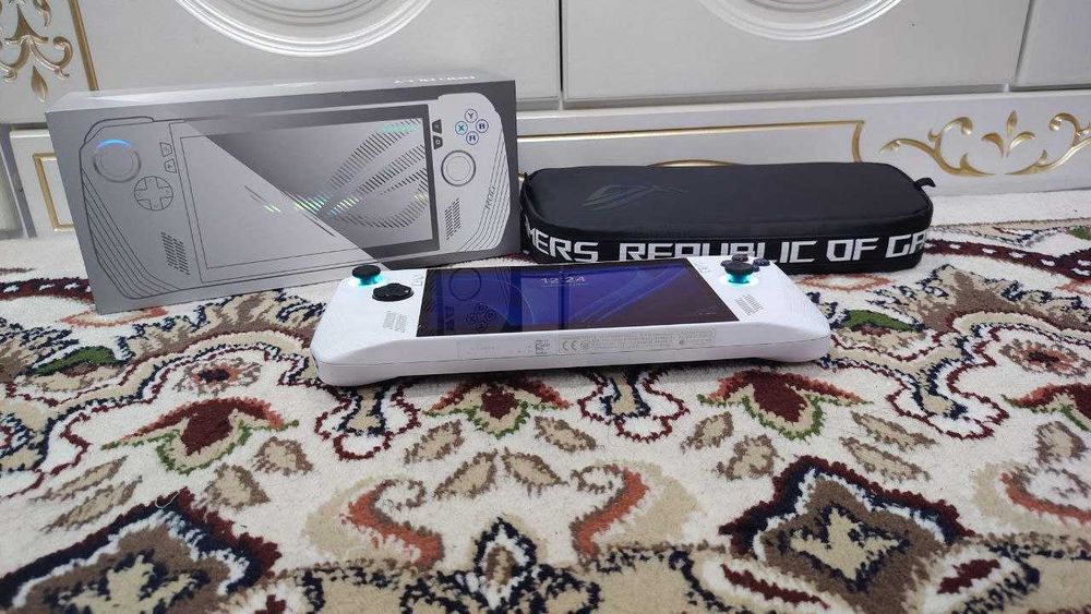 Asus Rog ally z1 extreme идеальном состоянии