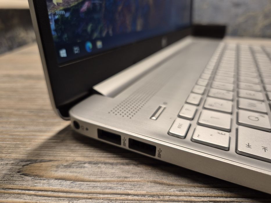 Ноутбук HP для работы матрица IPS год 2025