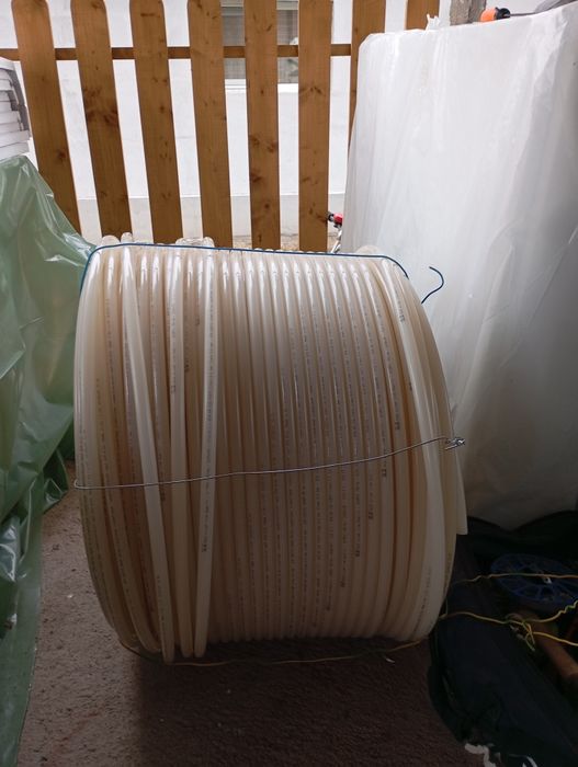 Vând țeavă pe-xa și placa tacker