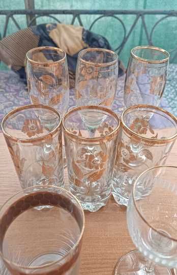 Бокалы, фужеры, стаканы
