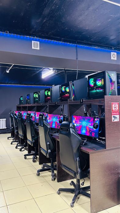 Продам компьютеры в полном комплекте с мебелью